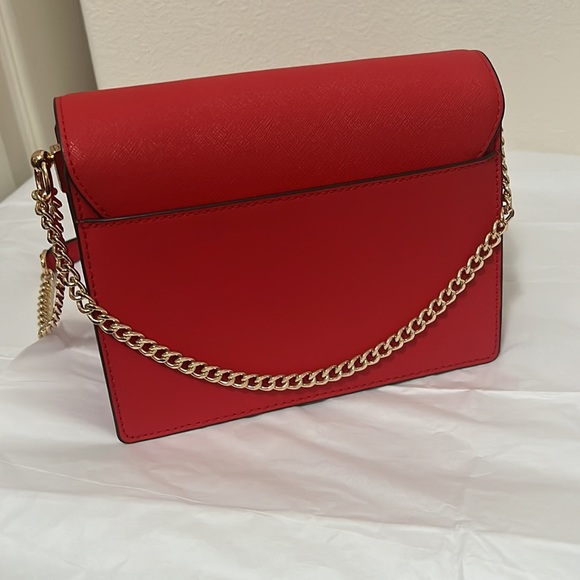 Tory Burch red bag with gold chain - Picture 4 of 5